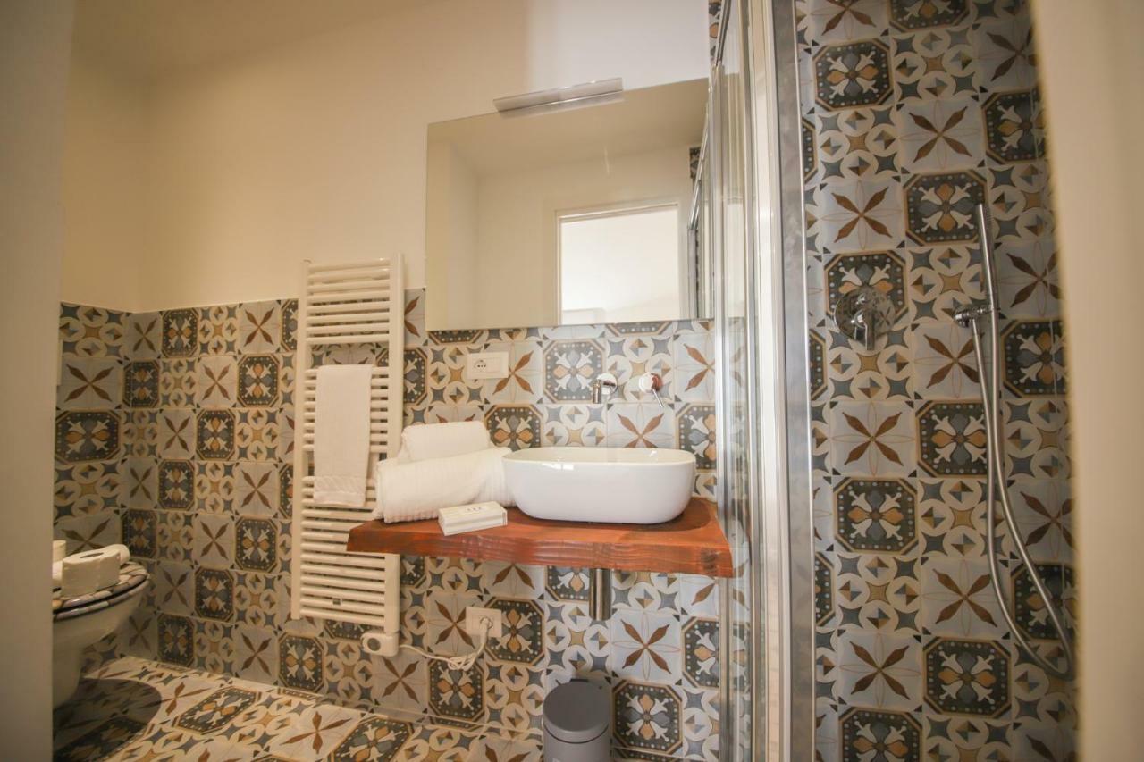 モノーポリIdeapulia - Casa Sanpaアパートメント エクステリア 写真